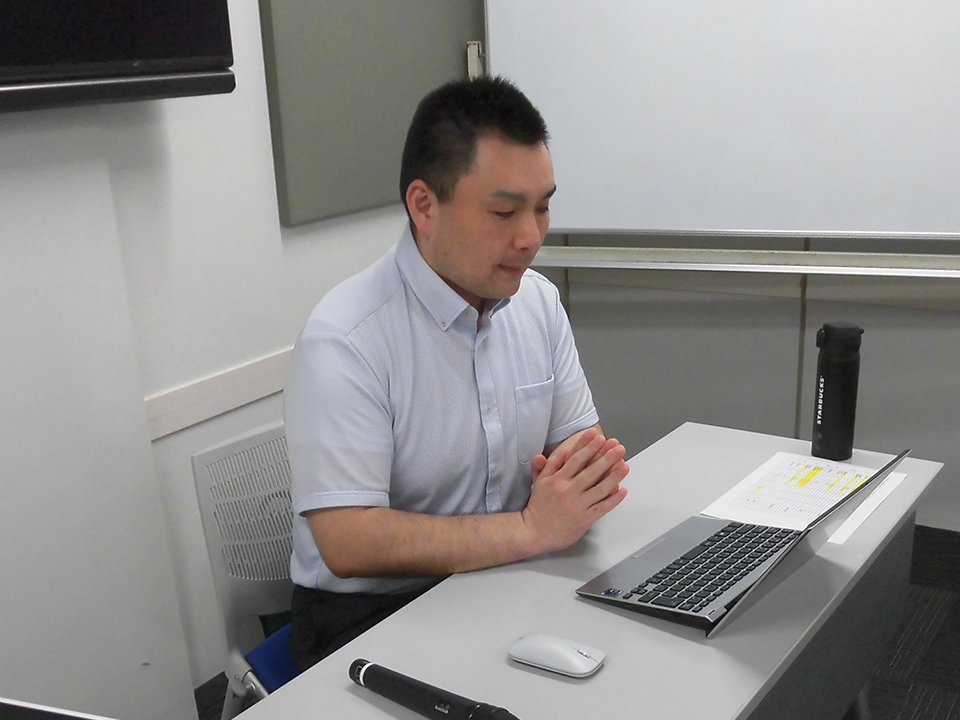 消防・救急の問題点を説明する全国消防職員協議会の川北事務局長