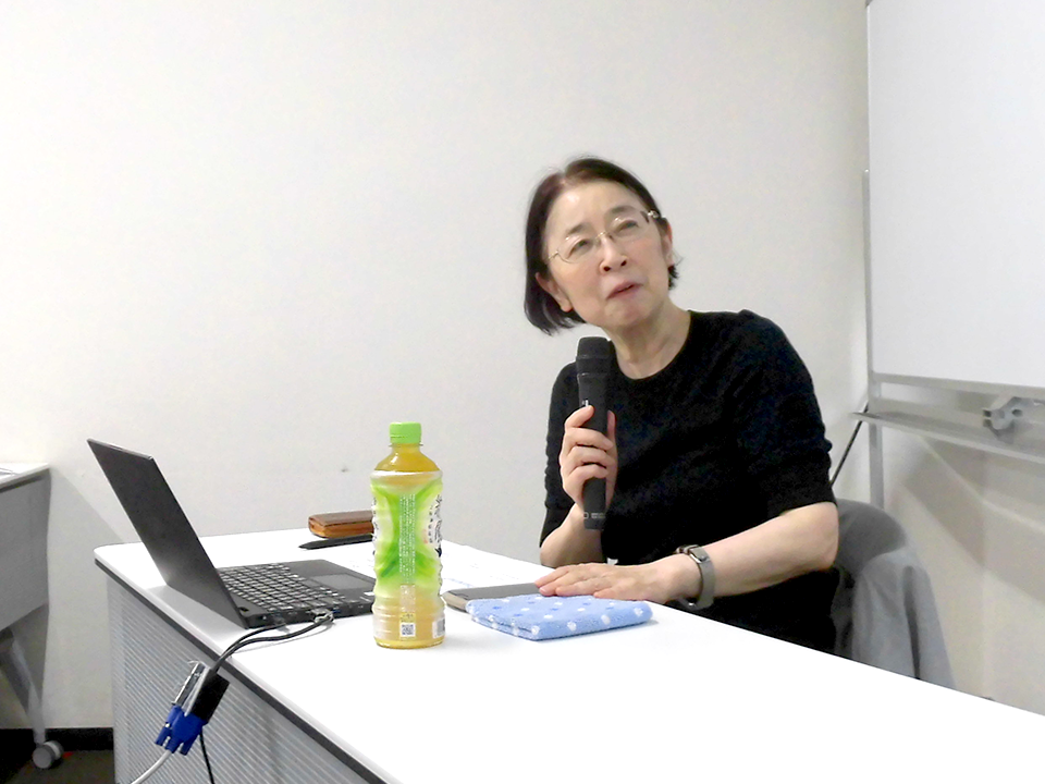 女性活躍の課題を講演する村木元厚労事務次官